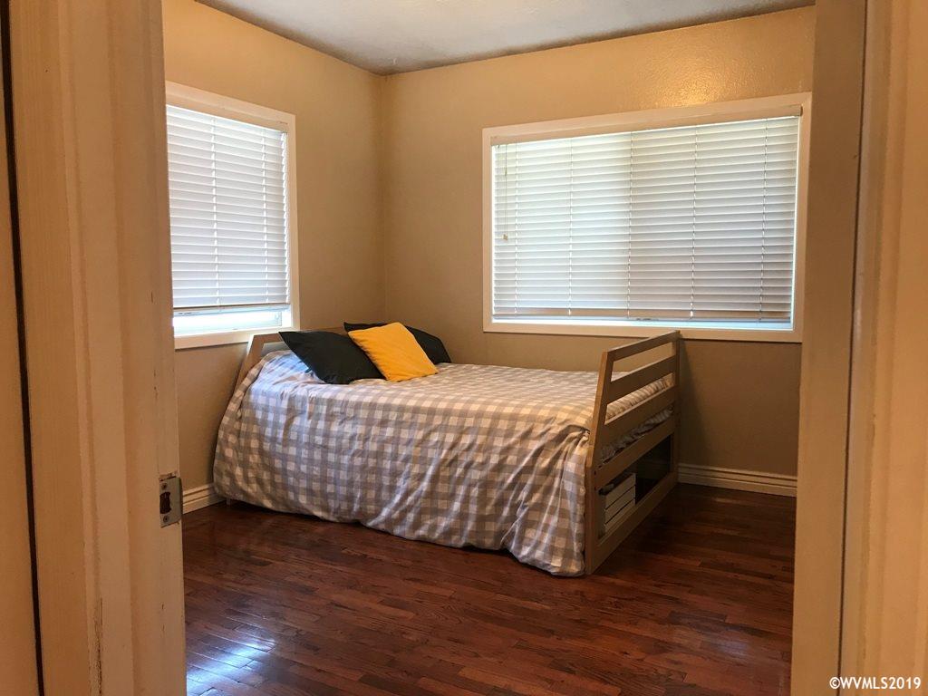11725 Hazelgreen Road Northeast Silverton, OR 97381 - Photo 18 of 42
