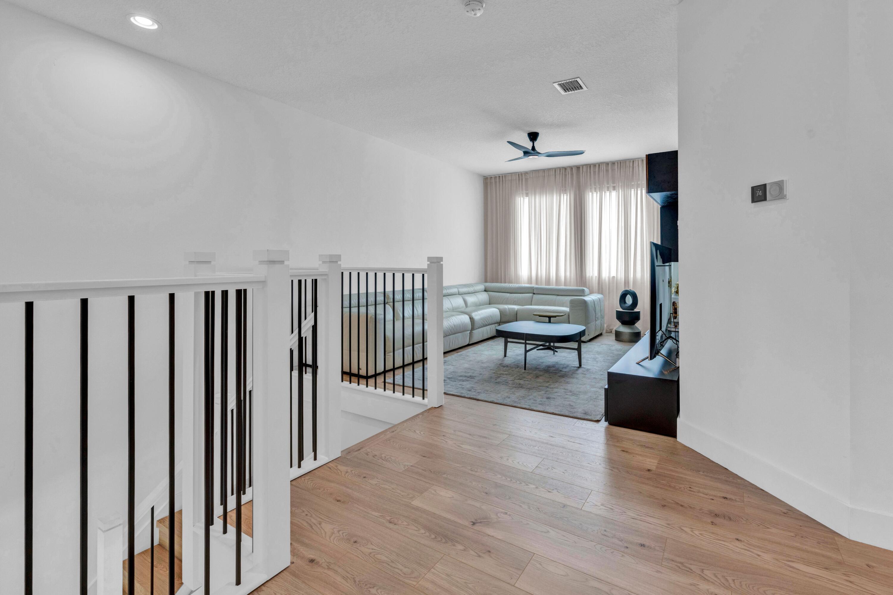 8239 Oceanus Drive Boca Raton, FL 33496 - Photo 13 of 26 RWeR_r3J