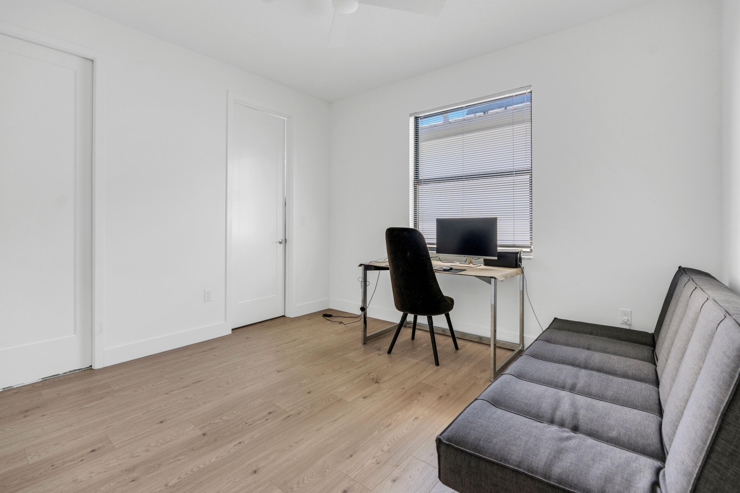 8239 Oceanus Drive Boca Raton, FL 33496 - Photo 23 of 26 vfqVwnF_