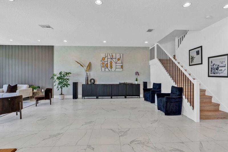 8239 Oceanus Drive Boca Raton, FL 33496 - Photo 5 of 26 7lDy9XsX