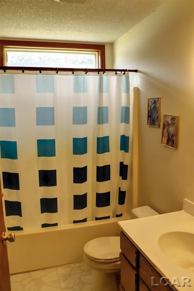 6647 Pocklington Road Britton, MI 49229 - Photo 16 of 20 31390997-15.JPG