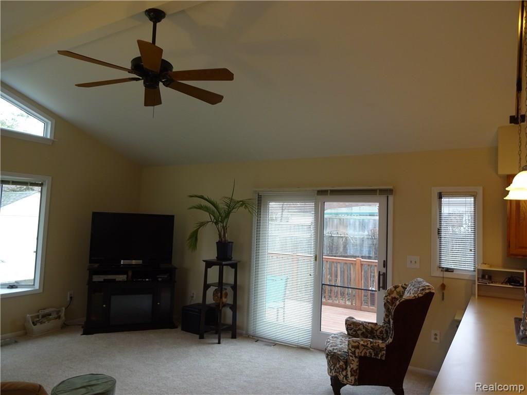 532 Hill Street Rochester, MI 48307 - Photo 13 of 44