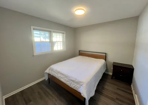 $2,200 | 104 Michigan Avenue, Highwood, IL 60040