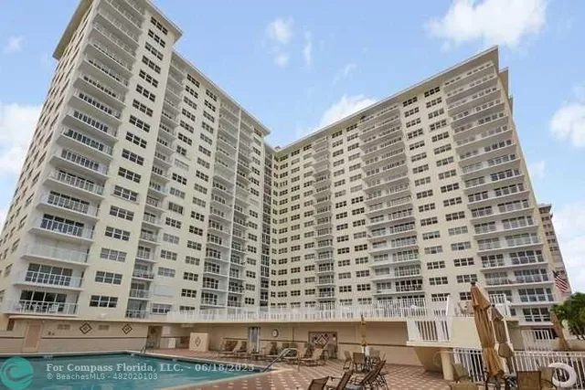 $500,000 | 111 North Pompano Beach Boulevard, Unit 606, Pompano Beach, FL 33062
