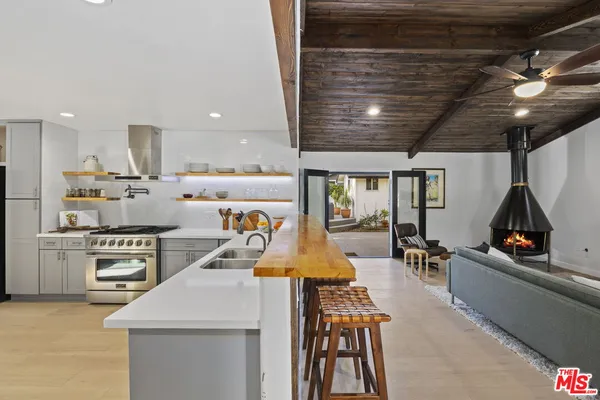$7,250 | 251 North Encinal Avenue, Ojai, CA 93023