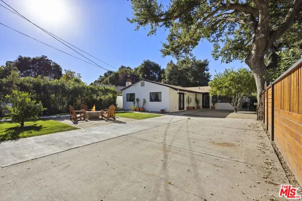 $7,250 | 251 North Encinal Avenue, Ojai, CA 93023