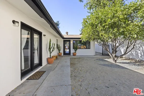 $7,250 | 251 North Encinal Avenue, Ojai, CA 93023