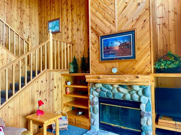 $499,000 | 7956 Tournament Trail, Onamia, MN 56359