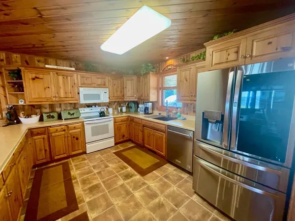 $499,000 | 7956 Tournament Trail, Onamia, MN 56359