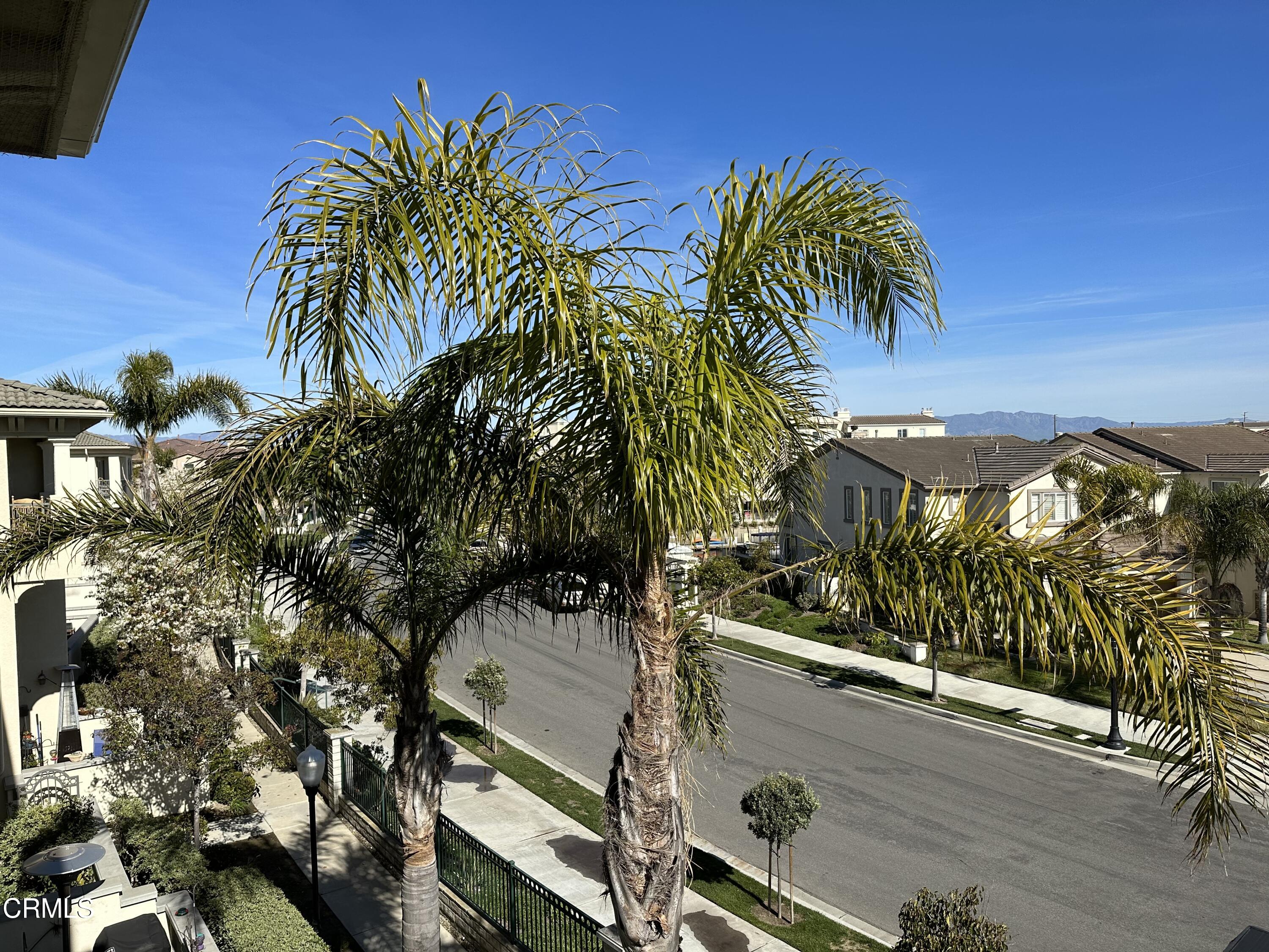 1350 Bayside Circle Oxnard, CA 93035 - Photo 15 of 33 99C7A15F-D6EE-4795-8029-DD3C012FA851