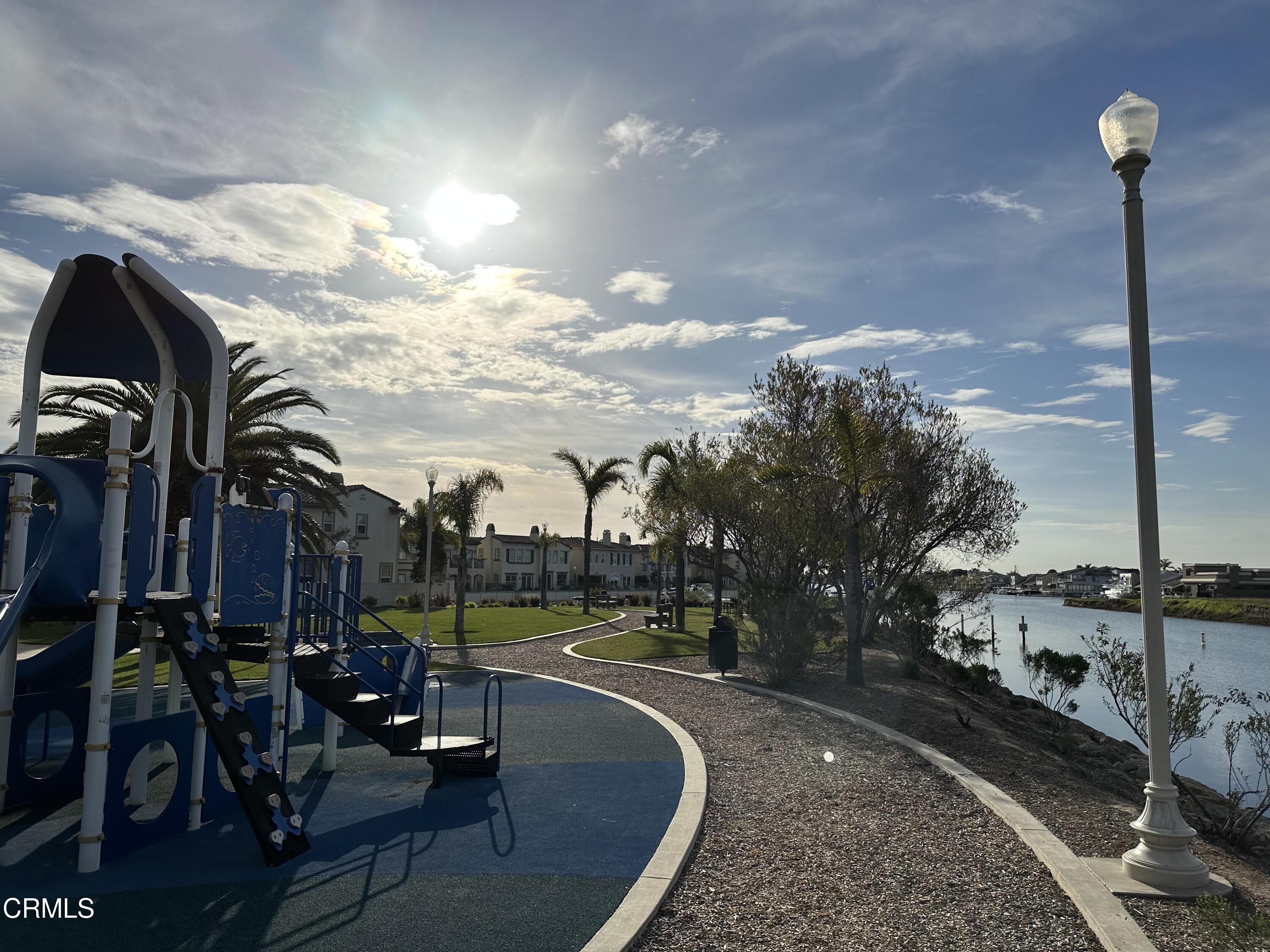 1350 Bayside Circle Oxnard, CA 93035 - Photo 25 of 33 8133FBA1-F76C-4F29-A01B-621B297FD1EA