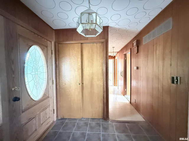 $140,000 | 1007 North Hillcrest Drive, Sparta, IL 62286