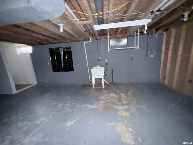 $140,000 | 1007 North Hillcrest Drive, Sparta, IL 62286