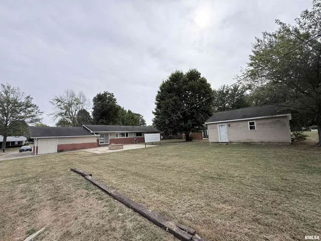 $140,000 | 1007 North Hillcrest Drive, Sparta, IL 62286