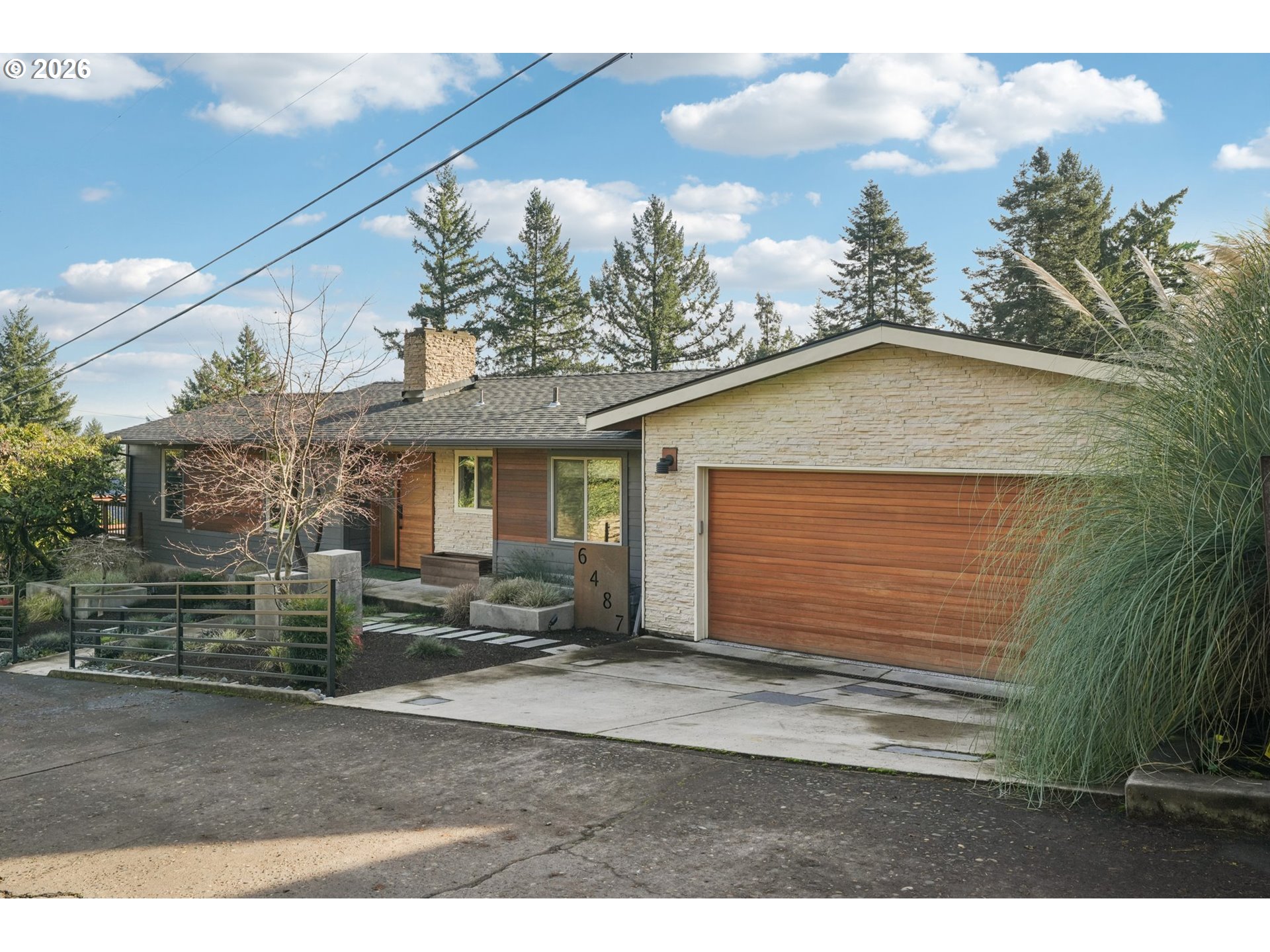 6487 Southwest Parkhill Way Portland, OR 97219 - Photo 2 of 48