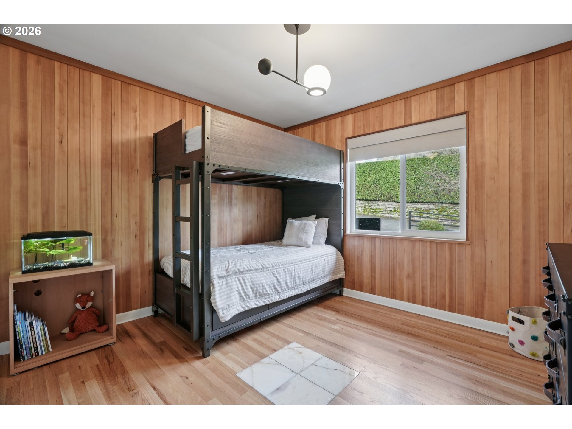 6487 Southwest Parkhill Way Portland, OR 97219 - Photo 23 of 48