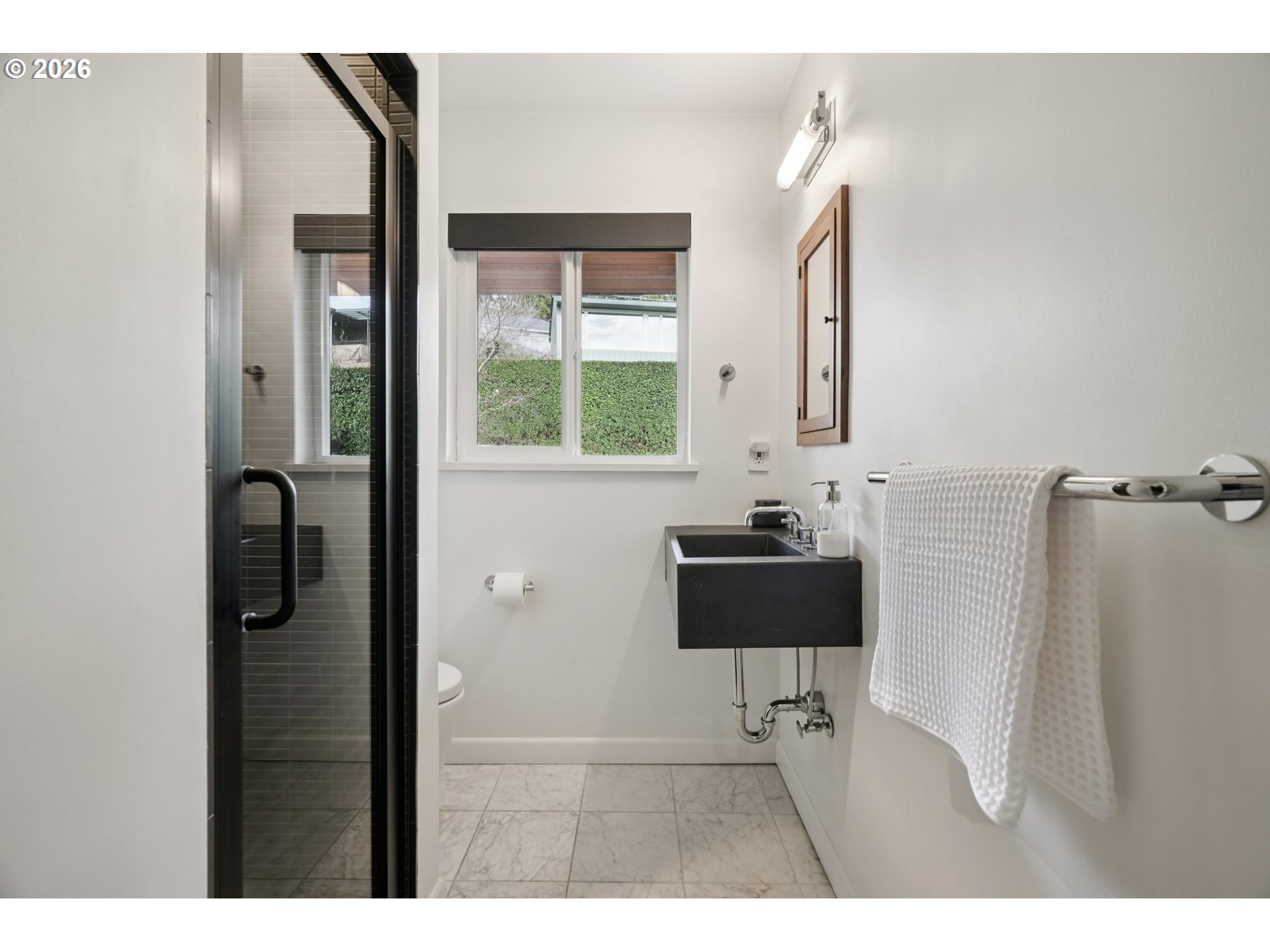 6487 Southwest Parkhill Way Portland, OR 97219 - Photo 24 of 48