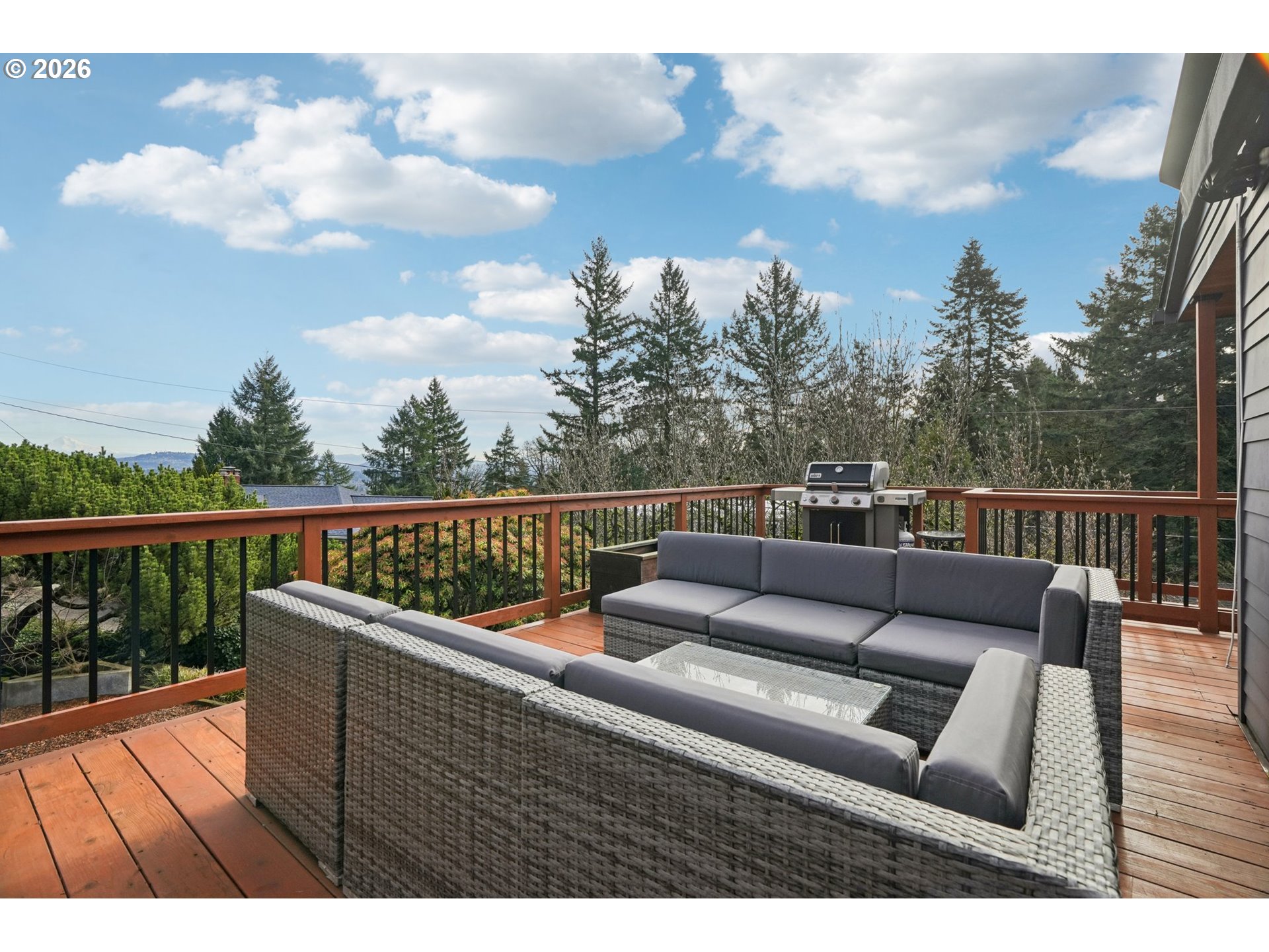 6487 Southwest Parkhill Way Portland, OR 97219 - Photo 38 of 48