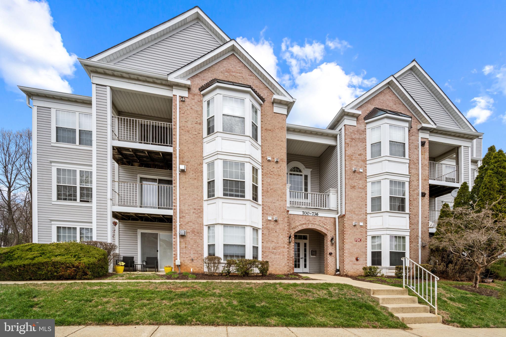 736 Kennington Road, Unit 736 Reisterstown, MD 21136 - Photo 2 of 30