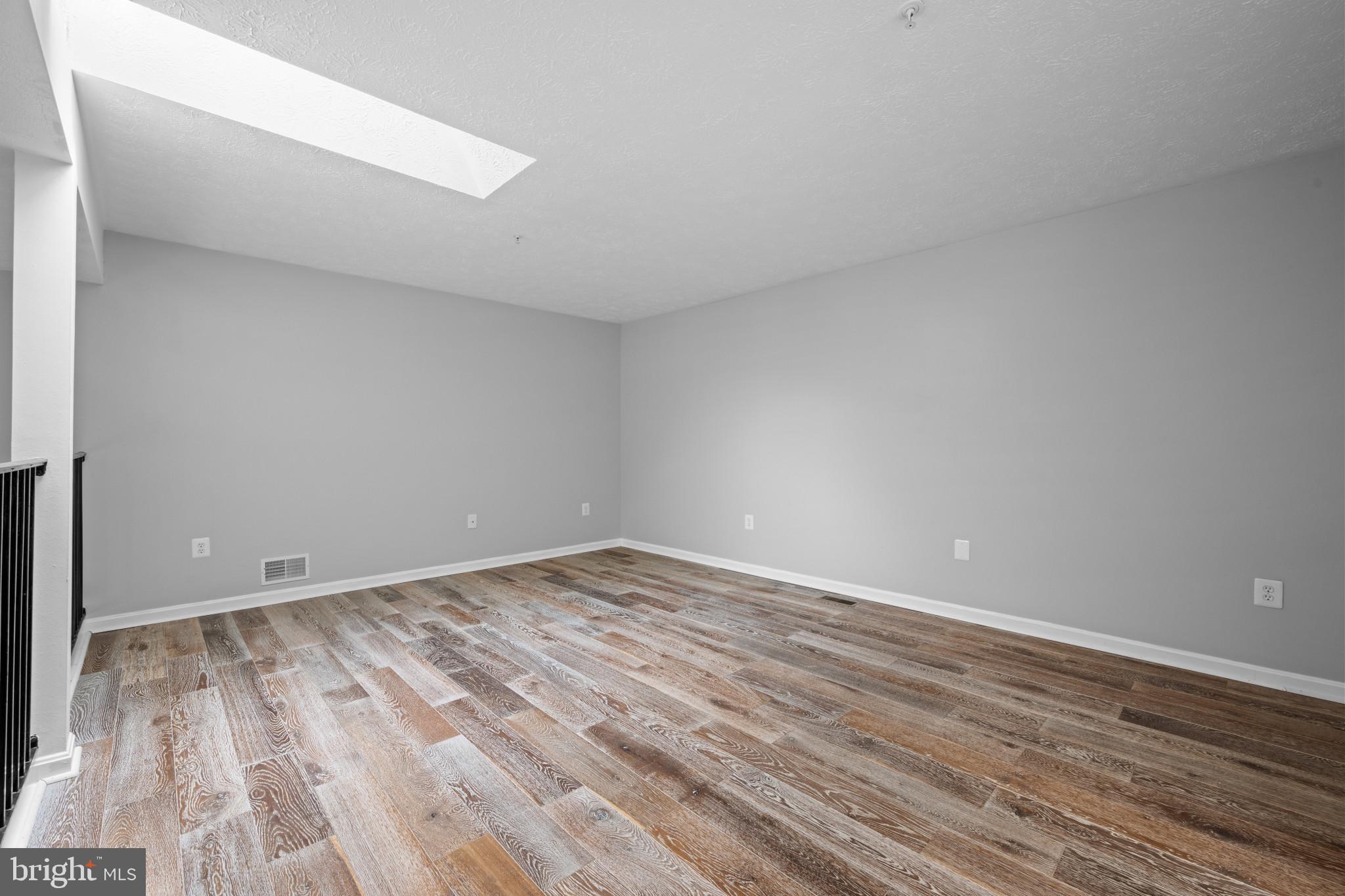 736 Kennington Road, Unit 736 Reisterstown, MD 21136 - Photo 25 of 30 Loft