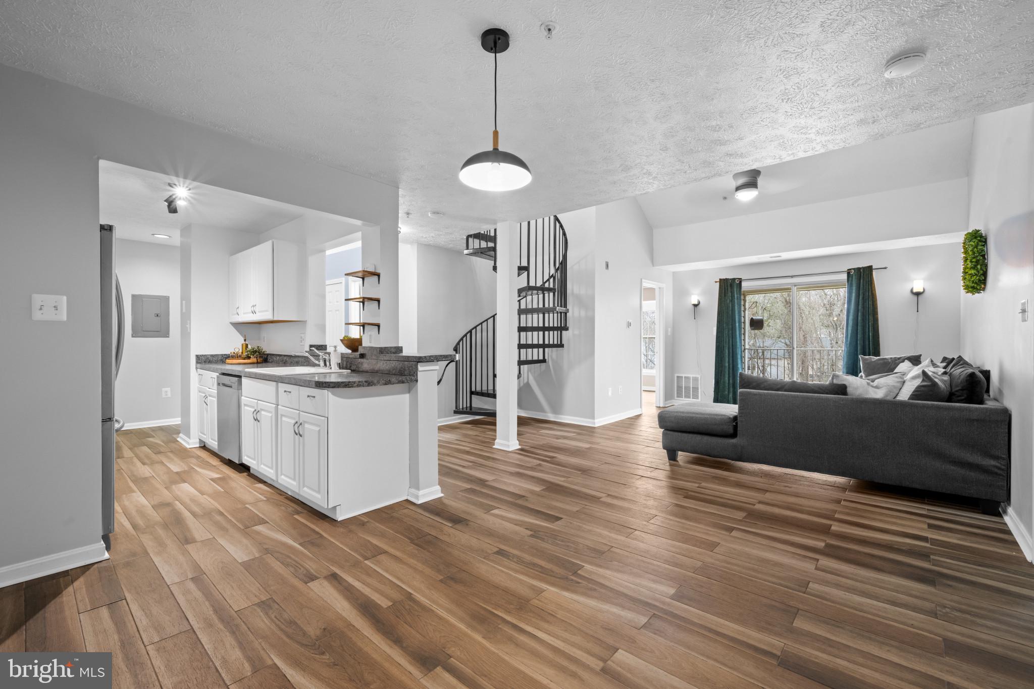 736 Kennington Road, Unit 736 Reisterstown, MD 21136 - Photo 10 of 30