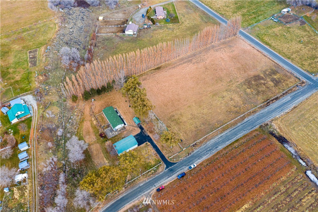 25 Caudill Road Omak, WA 98841 - Photo 29 of 40 a view of a backyard
