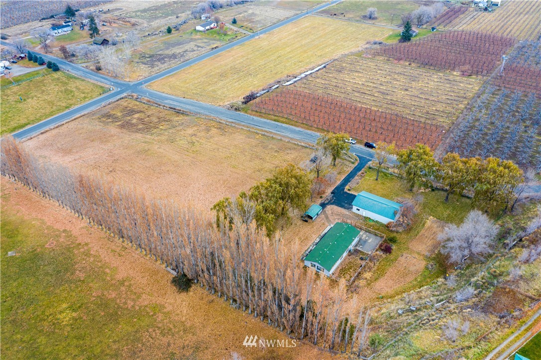 25 Caudill Road Omak, WA 98841 - Photo 32 of 40 a view of a backyard