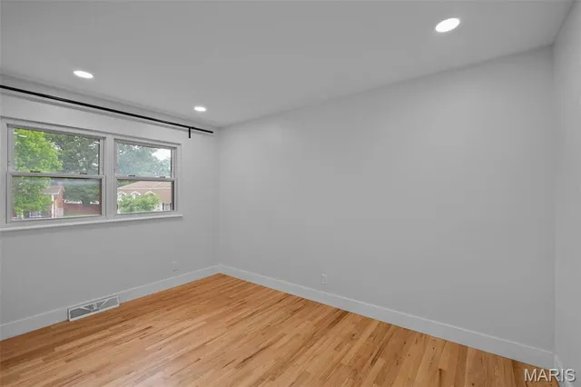 $3,150 | 4327 Wickerfield Drive, St. Louis, MO 63128