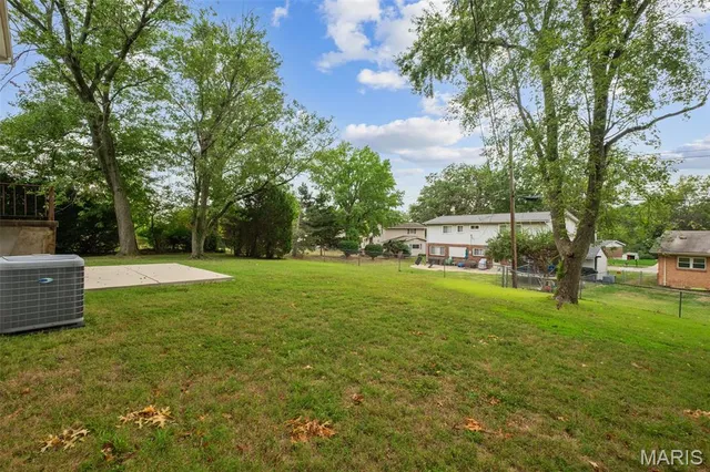 $3,150 | 4327 Wickerfield Drive, St. Louis, MO 63128