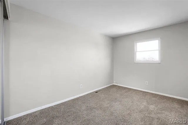 $270,000 | 2137 Meadow Drive, Barnhart, MO 63012