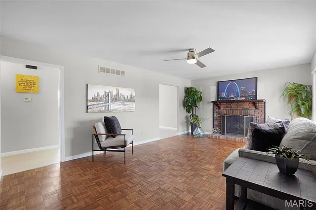 $270,000 | 2137 Meadow Drive, Barnhart, MO 63012