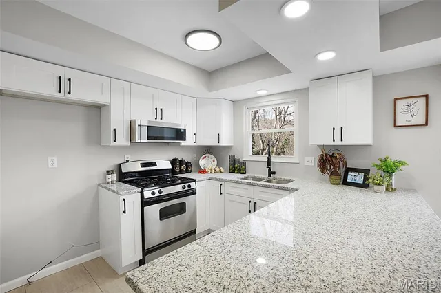 $270,000 | 2137 Meadow Drive, Barnhart, MO 63012