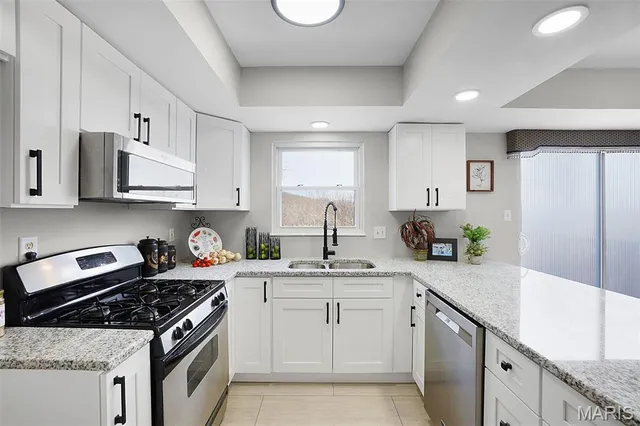 $270,000 | 2137 Meadow Drive, Barnhart, MO 63012