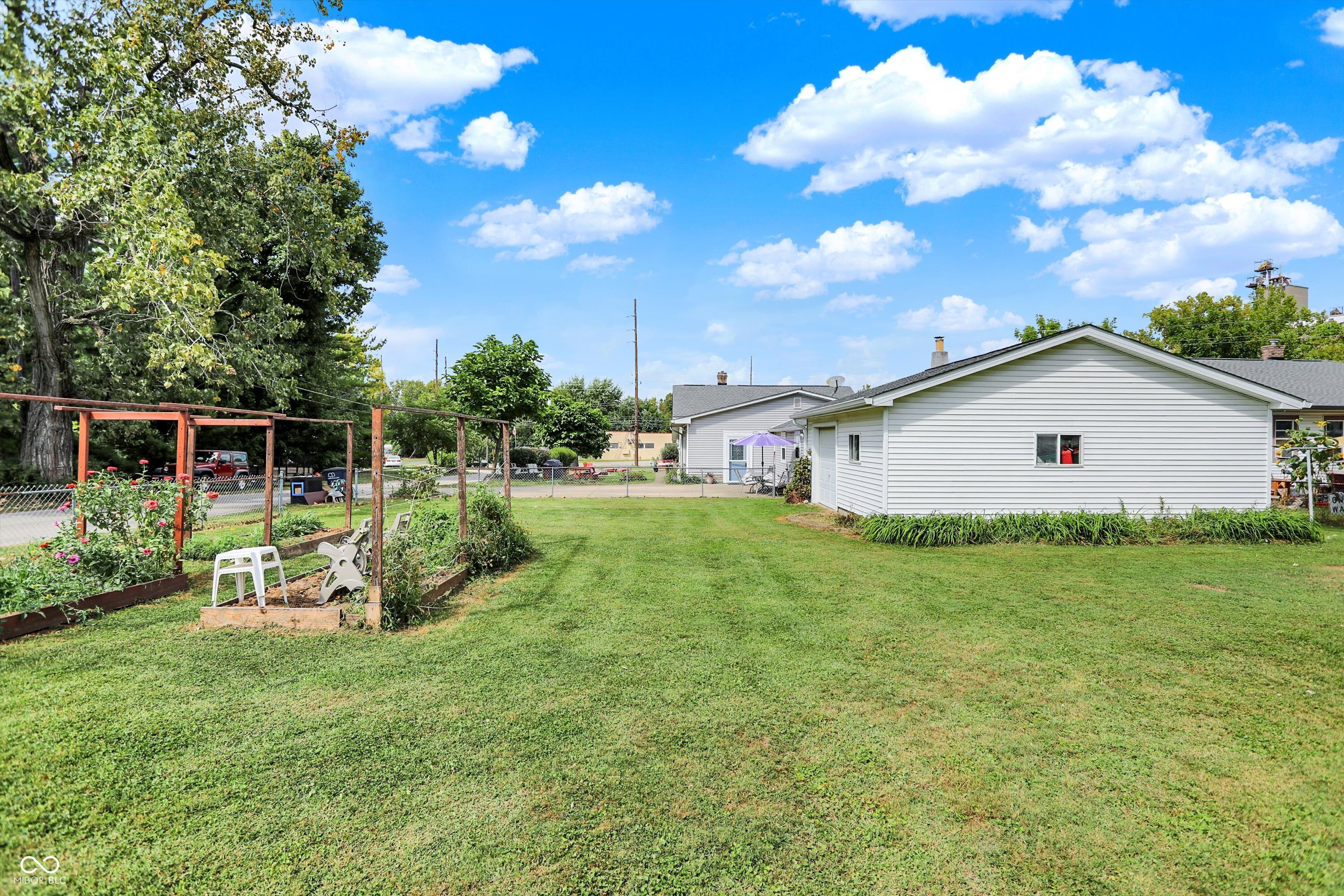 1115 Bethel Avenue Beech Grove, IN 46107 - Photo 38 of 48