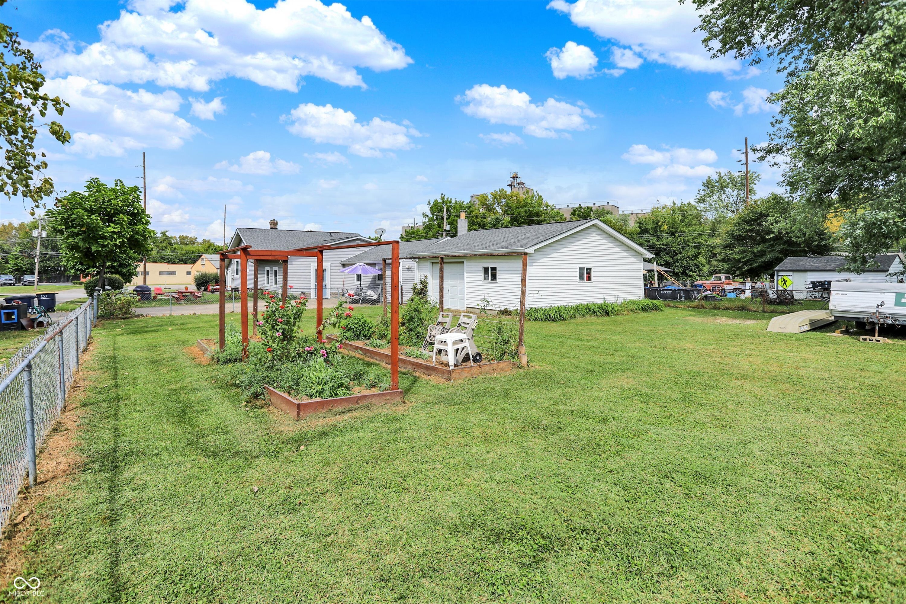 1115 Bethel Avenue Beech Grove, IN 46107 - Photo 41 of 48