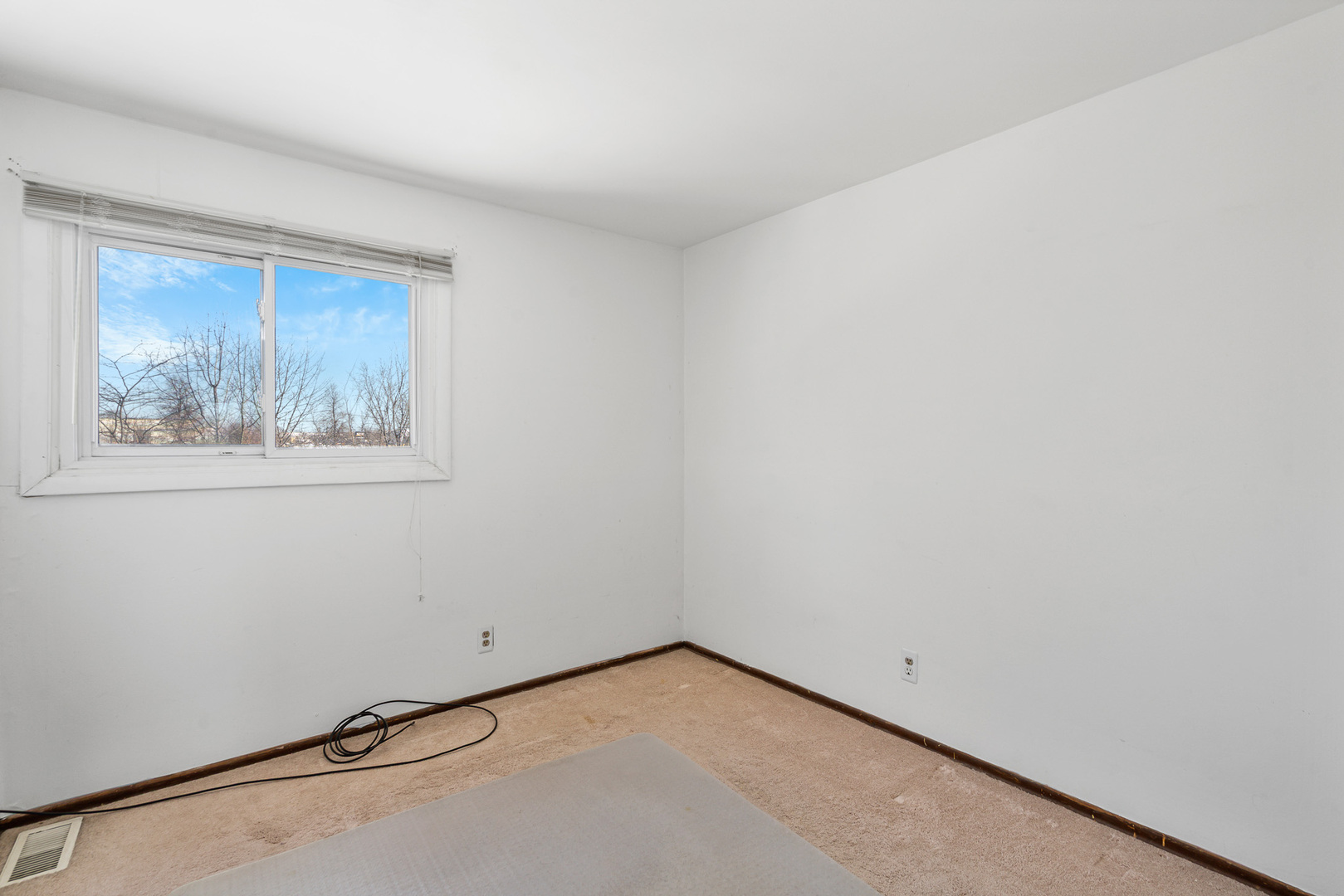 451 Yorkshire Square Bolingbrook, IL 60440 - Photo 16 of 26