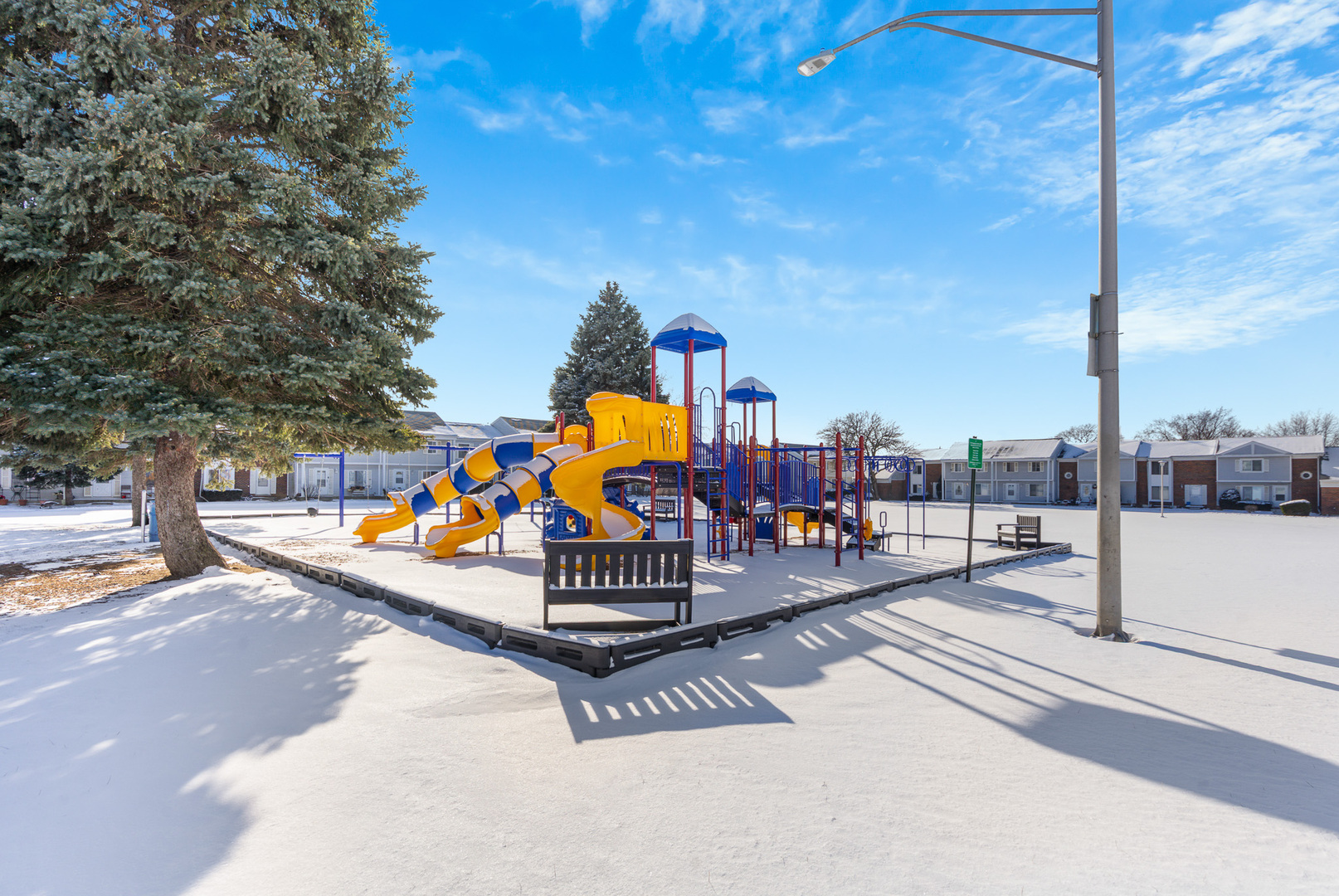 451 Yorkshire Square Bolingbrook, IL 60440 - Photo 2 of 26