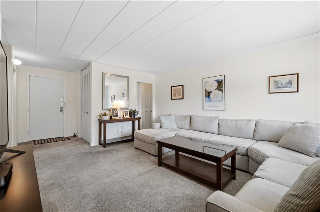 5 Bayard Road, Unit 215 Pittsburgh, PA 15213 - Photo 8 of 26 Gallery Image 8