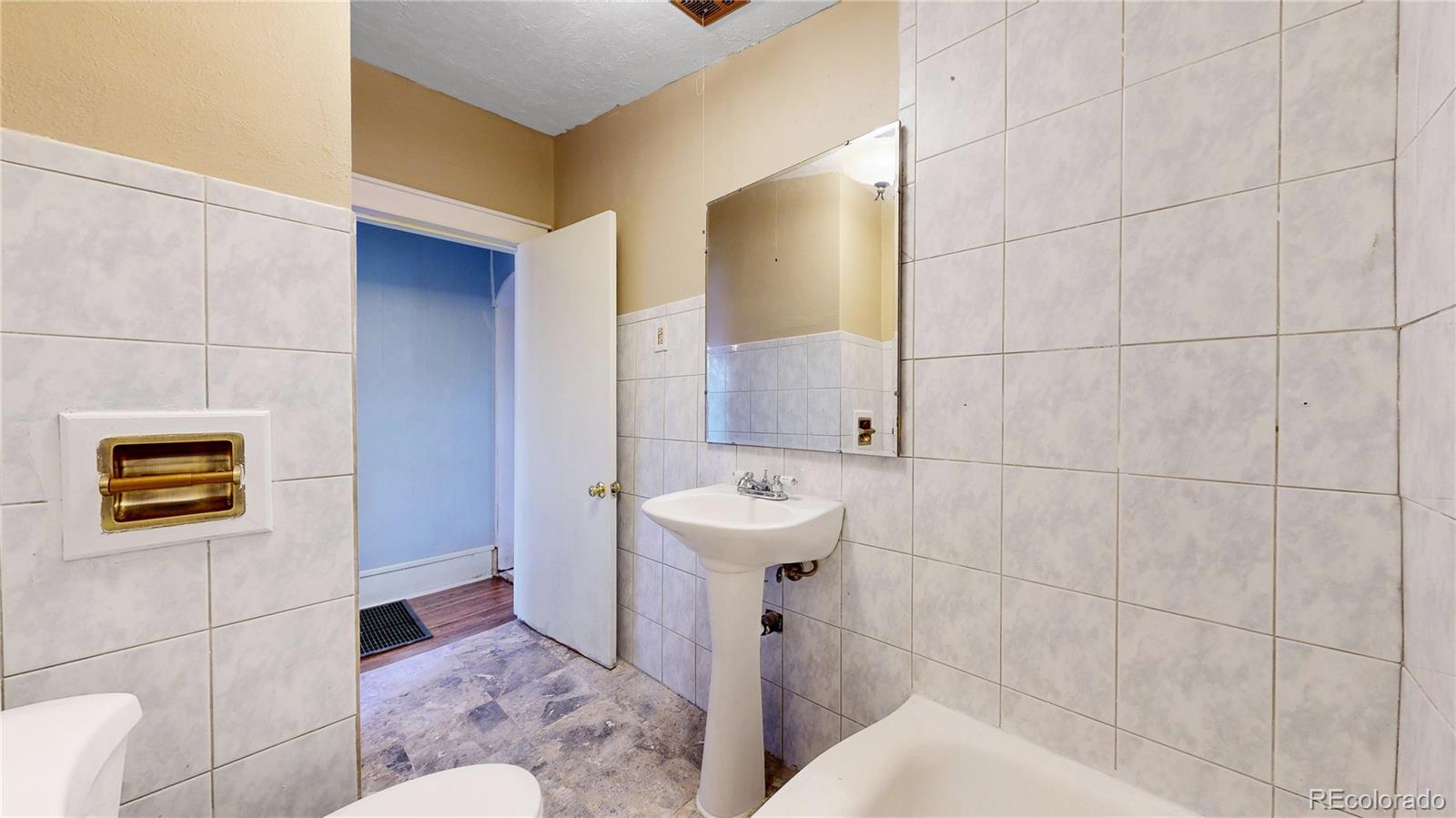 4169 Hooker Street Denver, CO 80211 - Photo 18 of 48