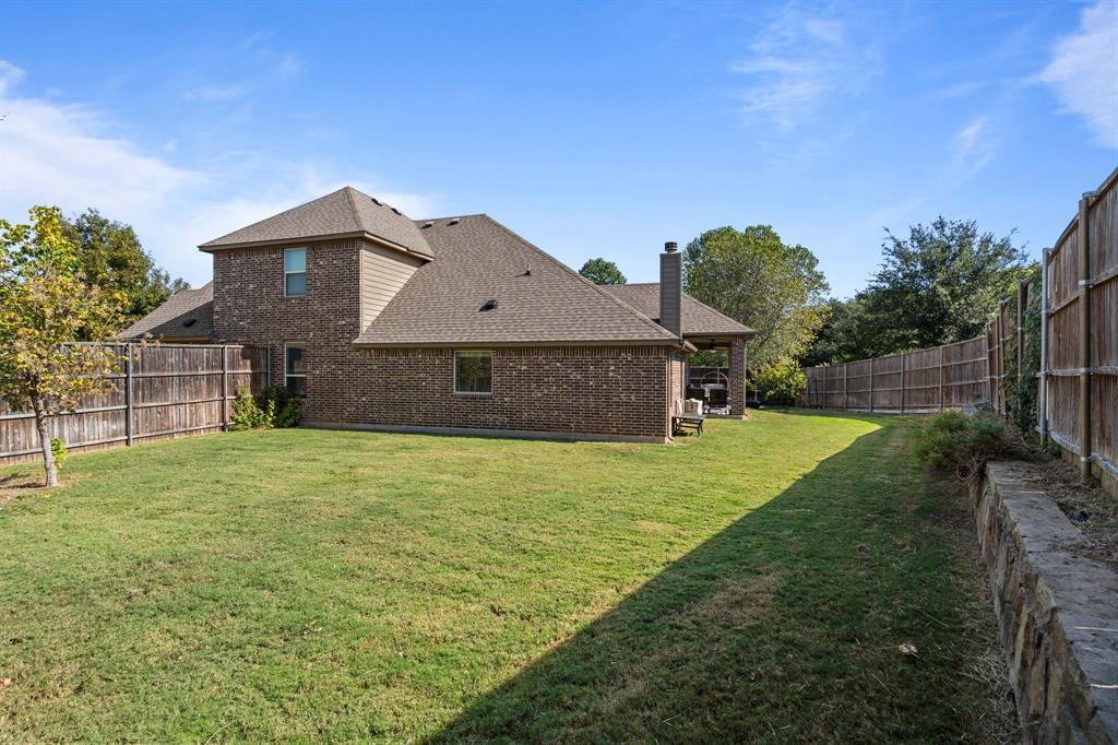 108 Bosque Court Azle, TX 76020 - Photo 31 of 40
