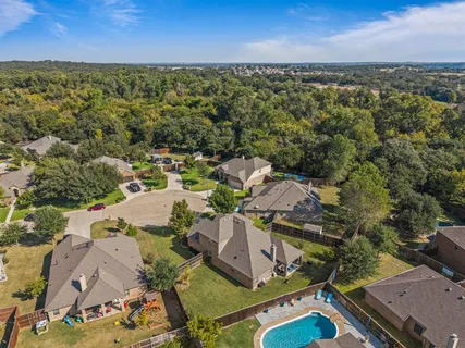 $424,000 | 108 Bosque Court, Azle, TX 76020