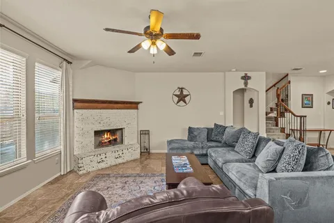 $428,000 | 108 Bosque Court, Azle, TX 76020