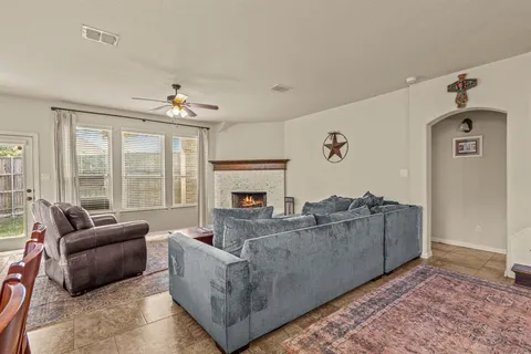 $428,000 | 108 Bosque Court, Azle, TX 76020