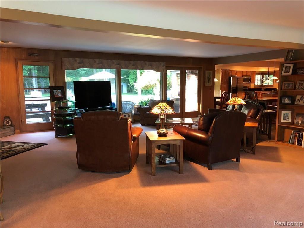 8500 Ferry Road Grosse Ile, MI 48138 - Photo 12 of 38 IMG_0402.jpg