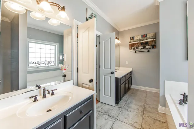 $625,900 | 256 Tulip Drive, Houma, LA 70360