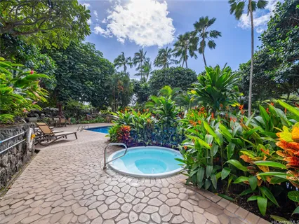 $549,000 | 555 Hahaione Street, Unit 5C, Honolulu, HI 96825