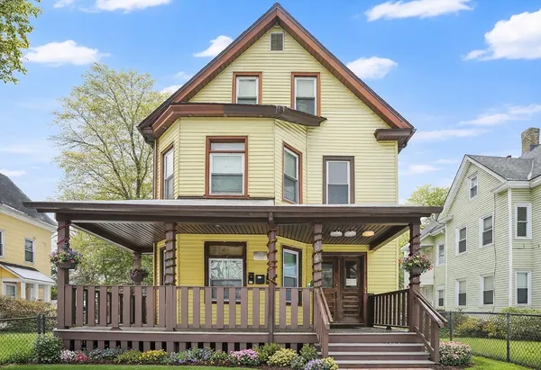 $445,000 | 1584 Dwight Street, Springfield, MA 01107