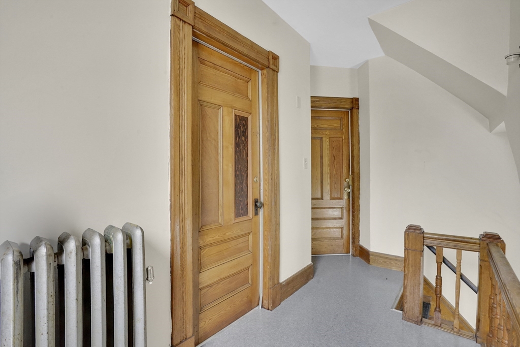 1584 Dwight Street Springfield, MA 01107 - Photo 29 of 40