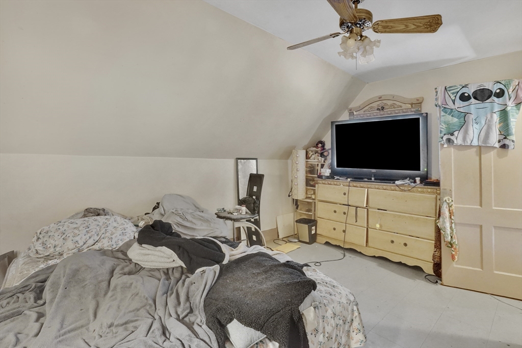 1584 Dwight Street Springfield, MA 01107 - Photo 39 of 40