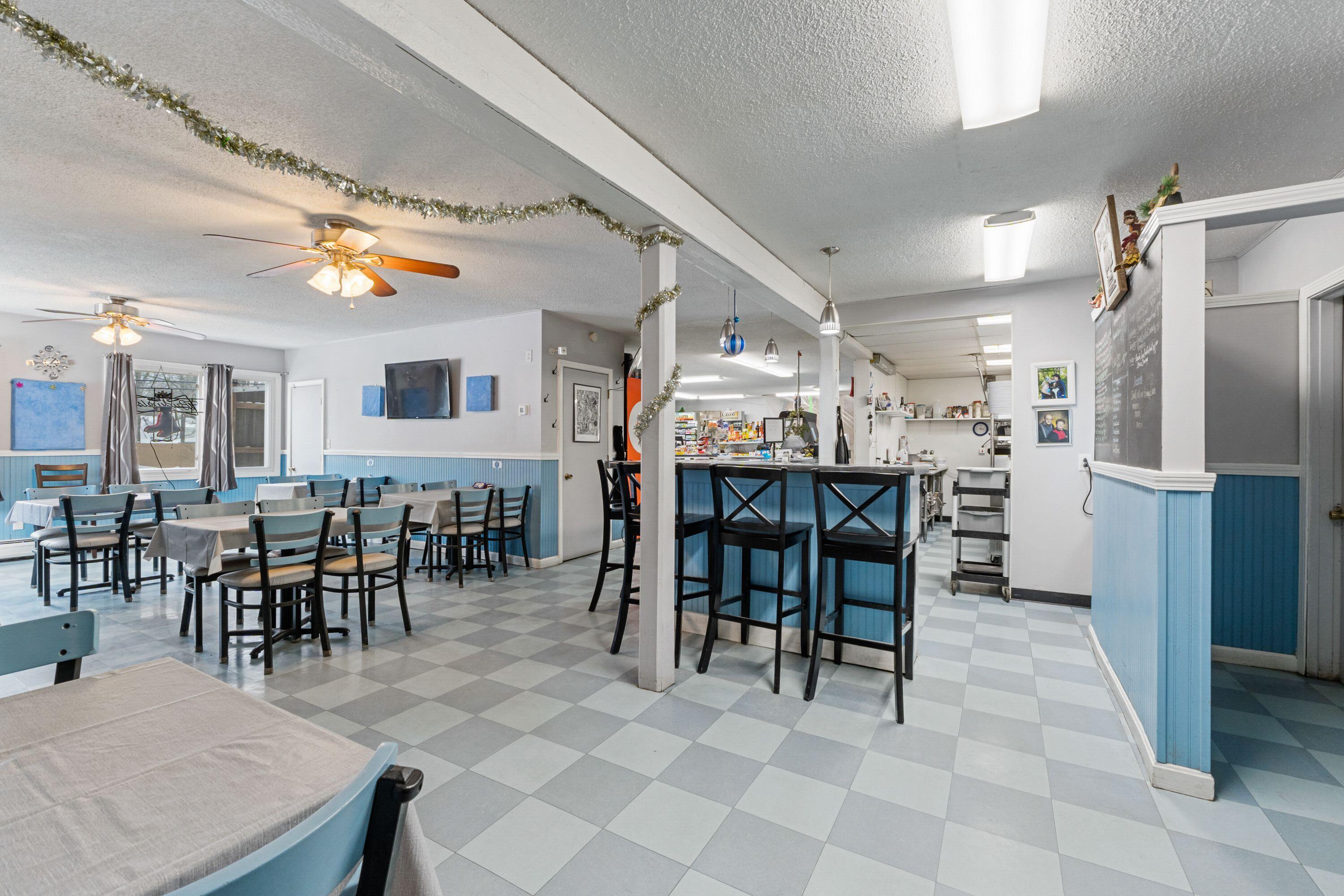 715 Webster Street Lewiston, ME 04240 - Photo 15 of 75 13-Dining area and lunch bar